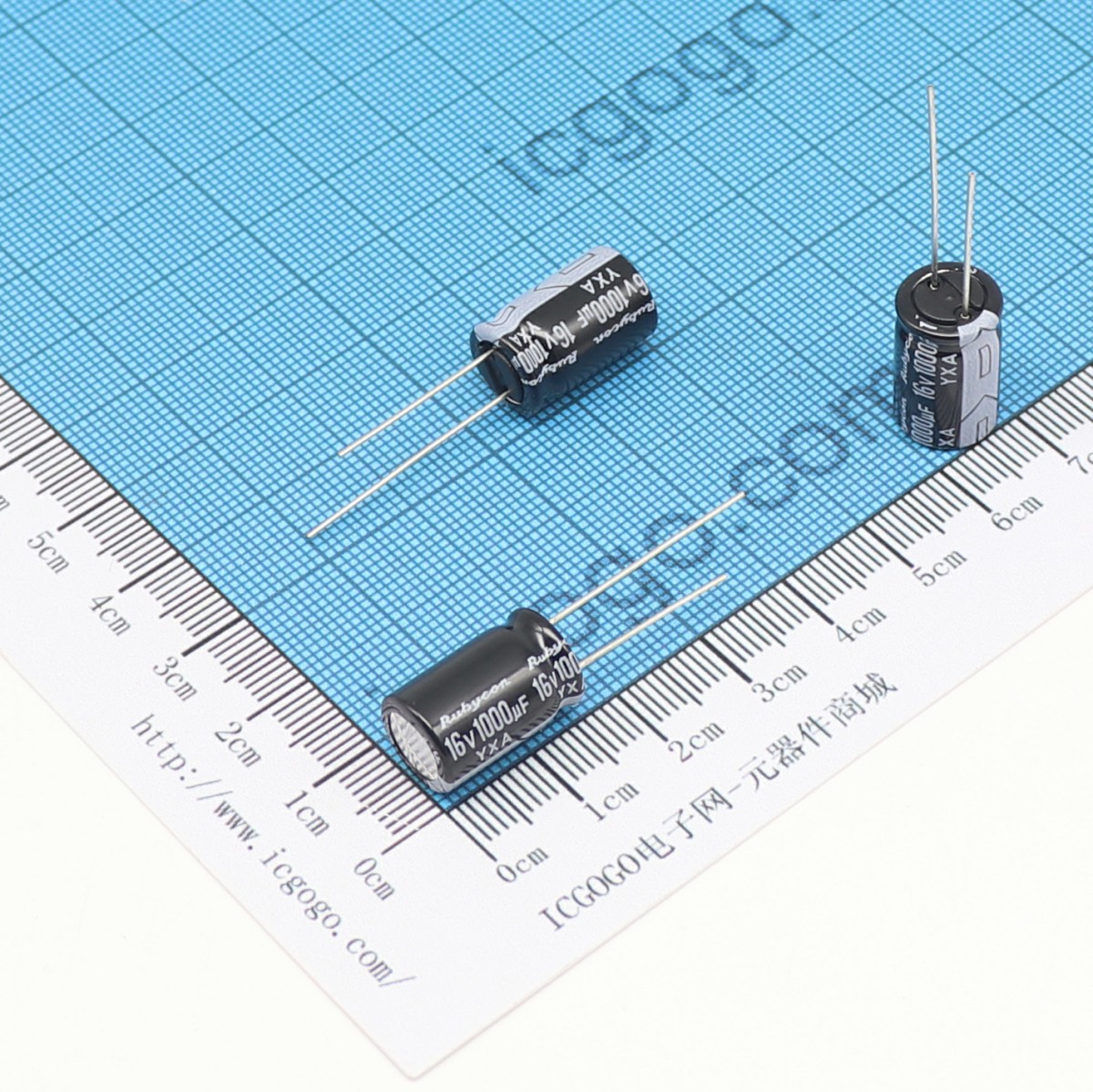 红宝石 直插铝电解电容 16V 1000UF φ 10X16mm RUBYCON 16YXA1000M-10X16 YXA 标准品 ±20%