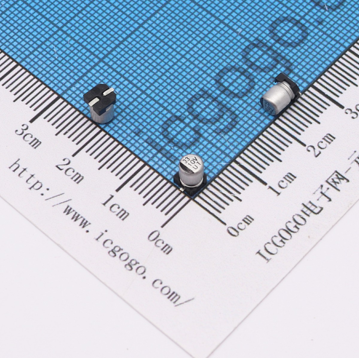 贴片铝电解电容 10V 33UF φ 4*5.4mm UT1A330M0405VG ±20%